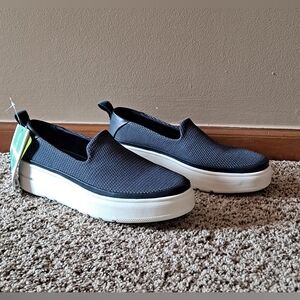 BareTraps Women's SR Breathable Mesh Navy Slip-On Sneakers Size 6.5